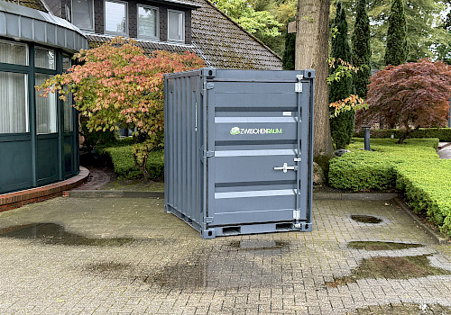 Mobiler Lagercontainer von ZWISCHENRAUM im Garten