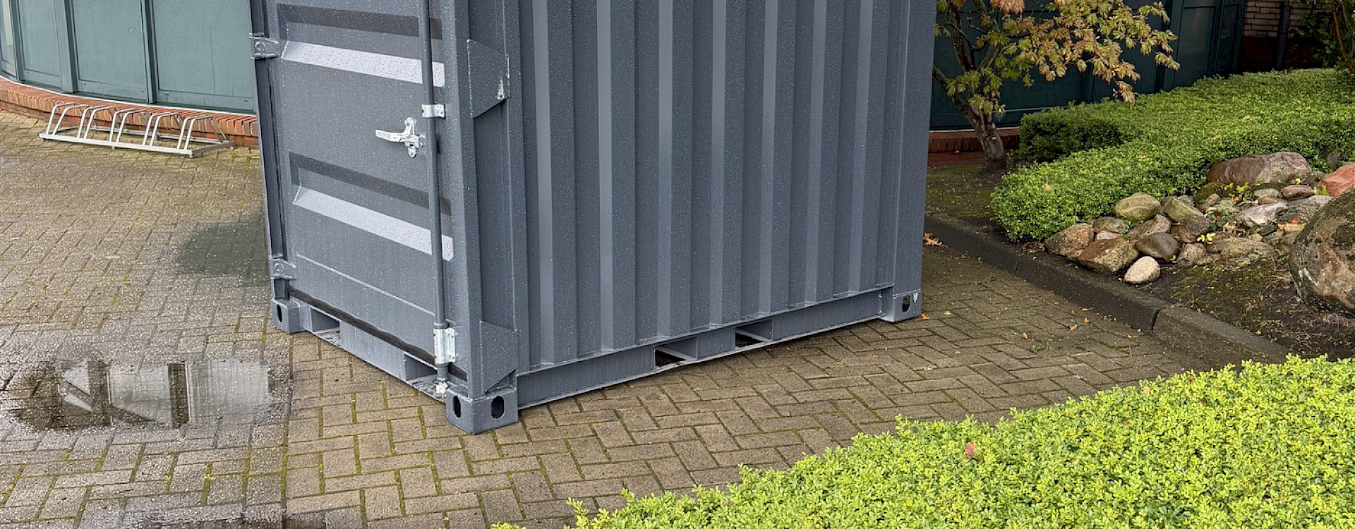 ZWISCHENRAUM Lagercontainer – Seitenansicht
